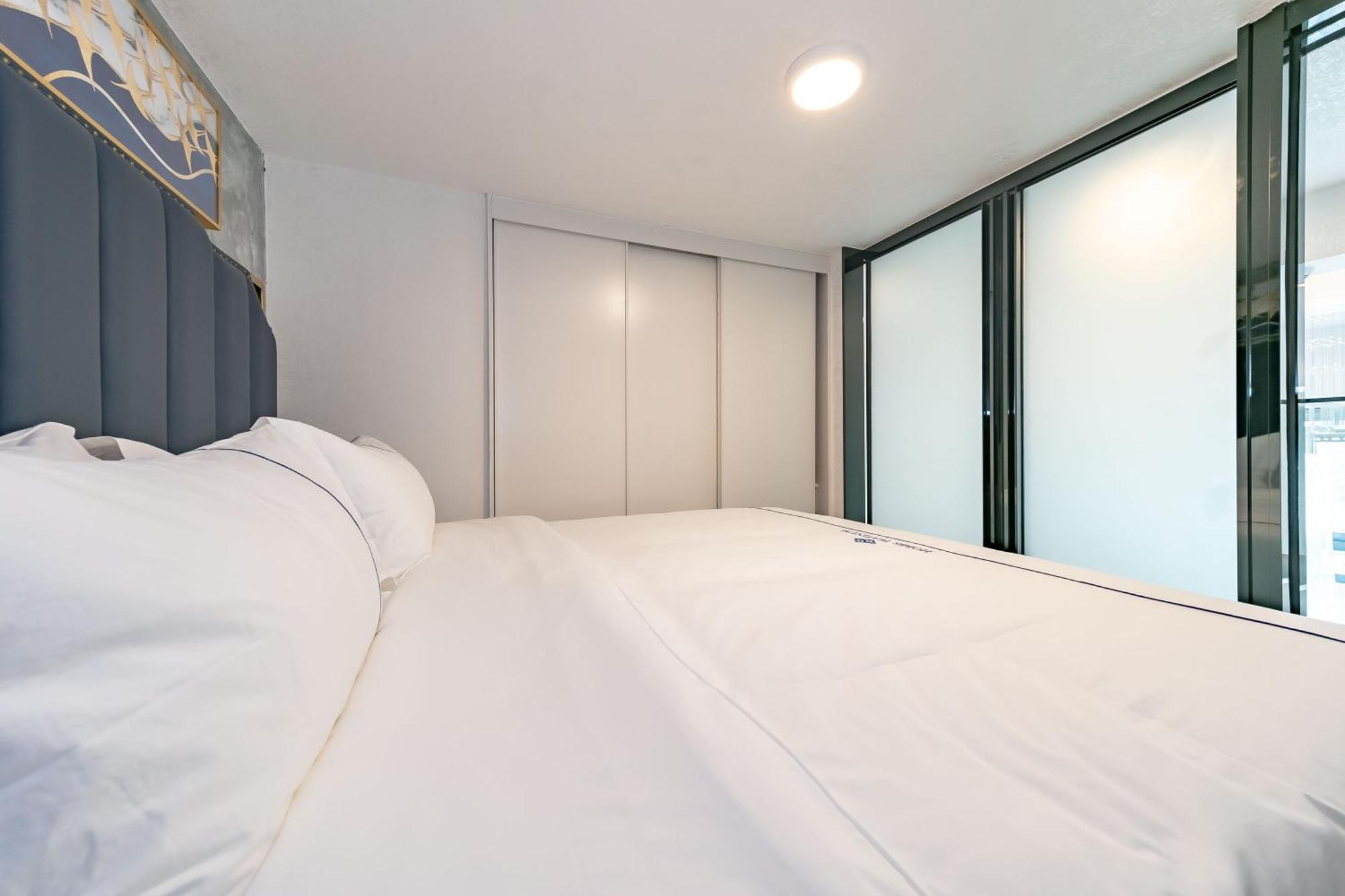 Boruisi Plaza Residence Apartment - Shenzhen Futian Convention & Exhibition Center Bagian luar foto